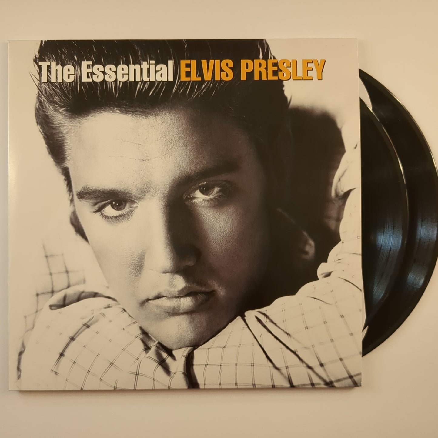 Elvis Presley - 'The Essential Elvis Presley'