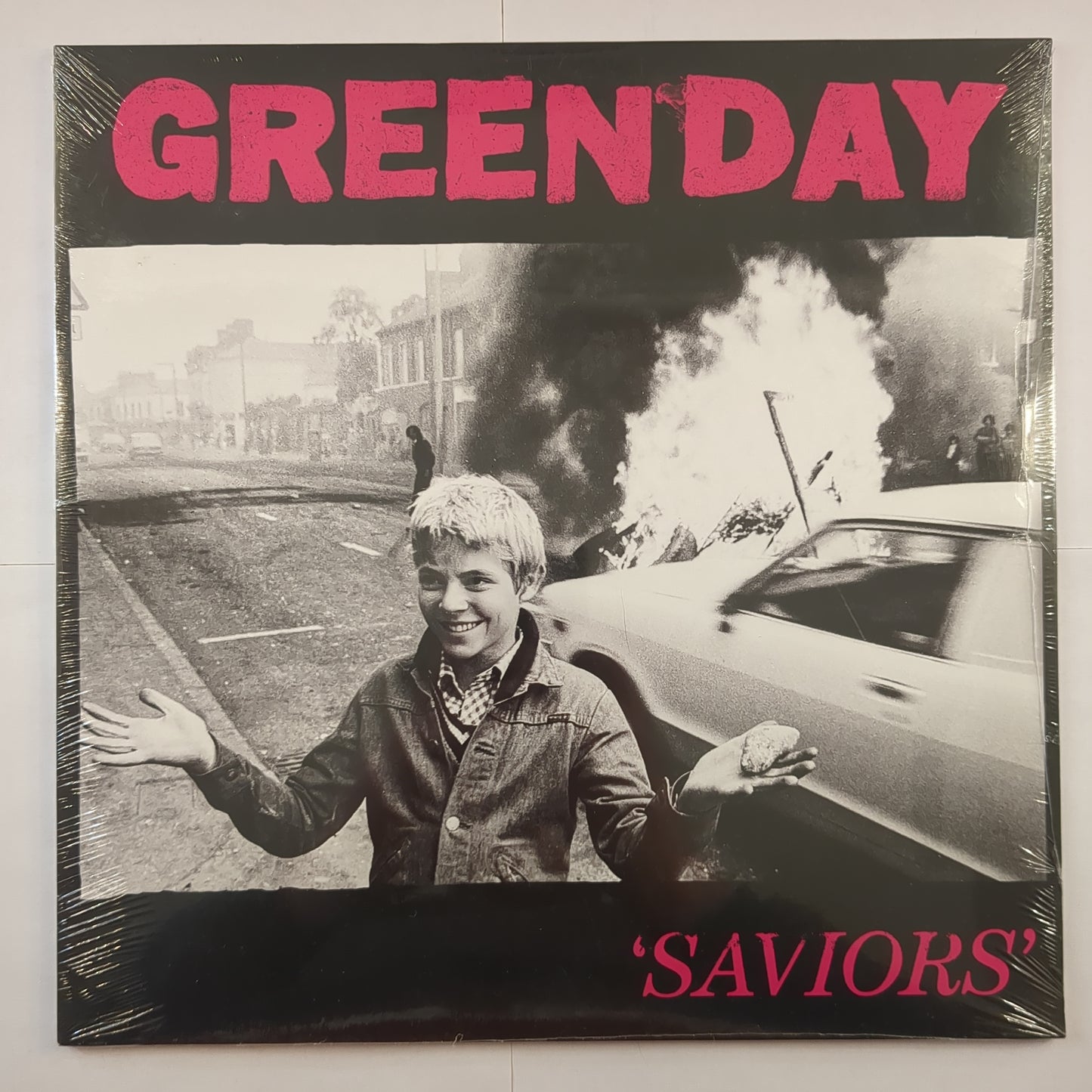 Green Day - 'Saviors'