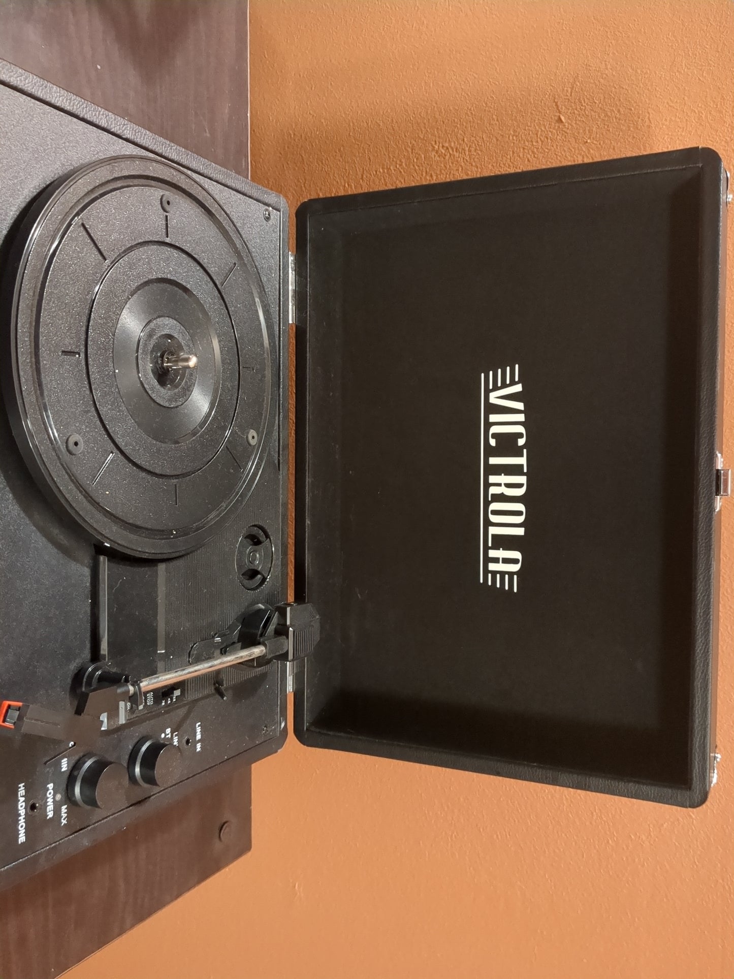 Portable Suitcase Turntable