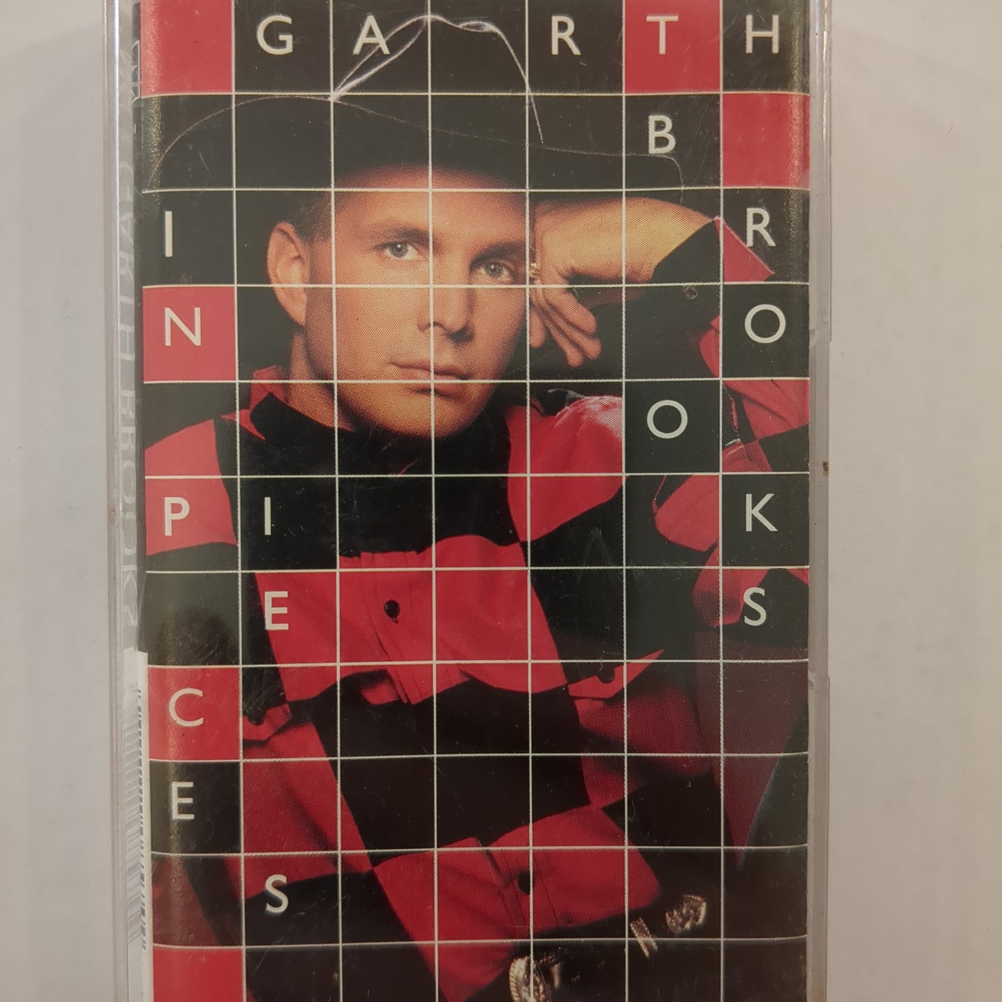 Garth Brooks - 'In Pieces'