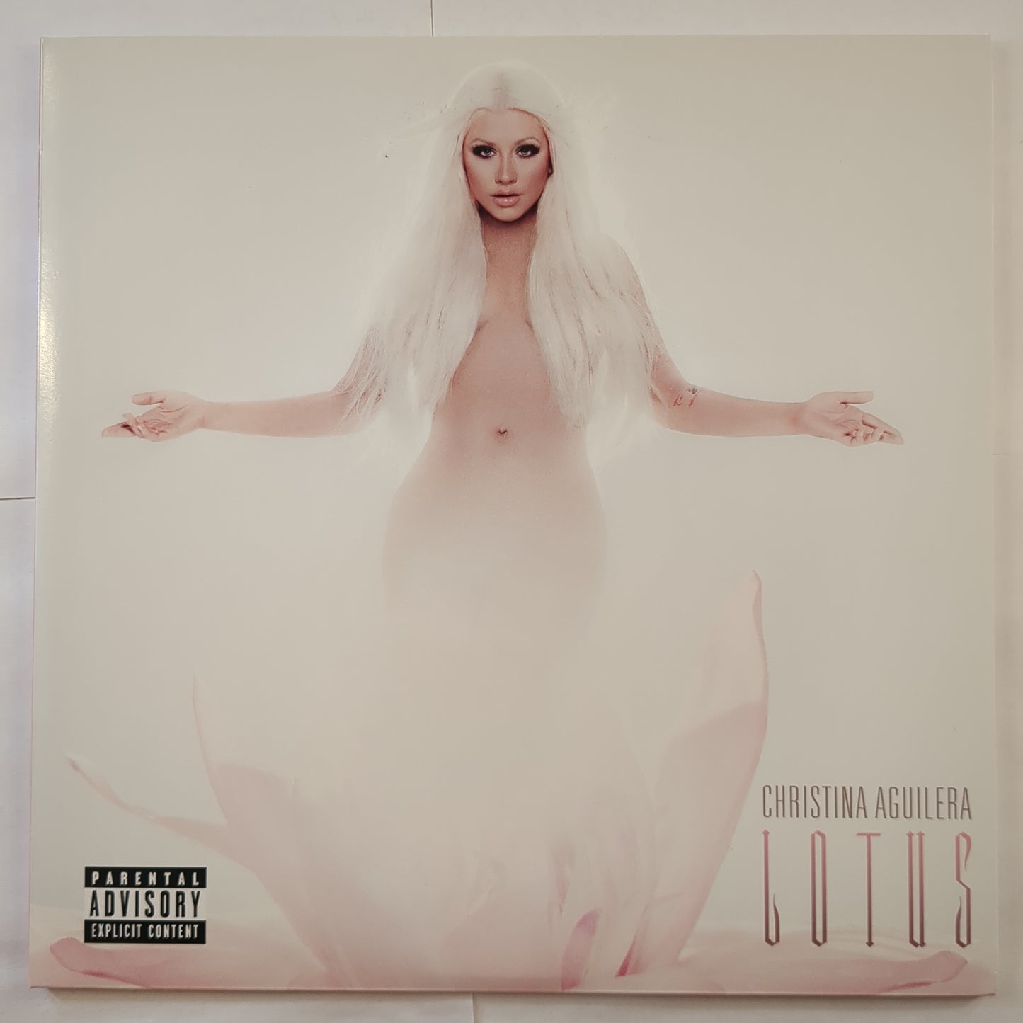Christina Aguilera - 'Loto'